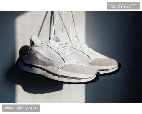 足球球星纷纷上脚潮鞋 谁引领场外时尚潮流新风尚